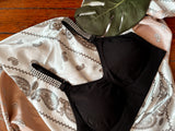 Strap Its Black Bra/Grande Crystals on black