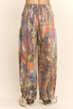 DP60016-PRINTED DENIM WIDE OPENING MID-HIGH WAIST PANTS: LIME GREEN COBALT / L