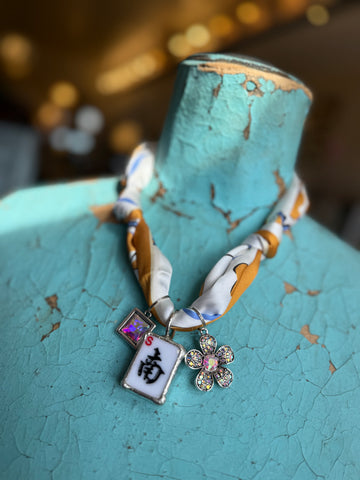 🌸 South Wind Fortune Necklace