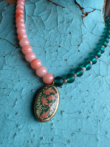 Lady the Brand Split Necklace – Koi Pink Jade with Clear Teal