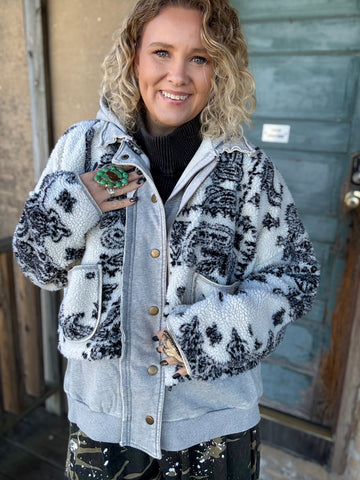 🖤 Paisley Peaks Sherpa Jacket