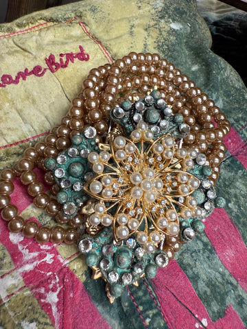 A Rare Bird Pearl Turquoise Cross Pearl Strand Stretch Bracelet