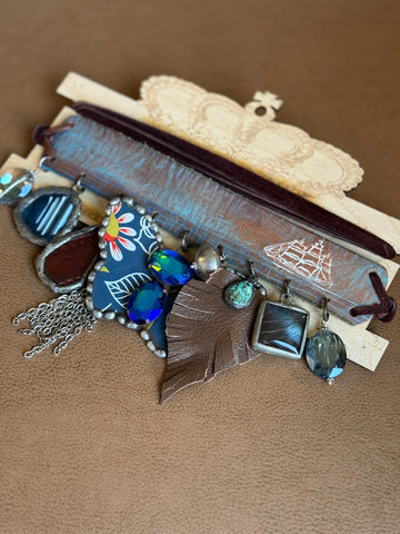 Art by Amy “Wings Over Time” Belt Choker
