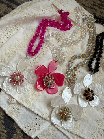 Resin Flower Necklace - 4 Color Styles