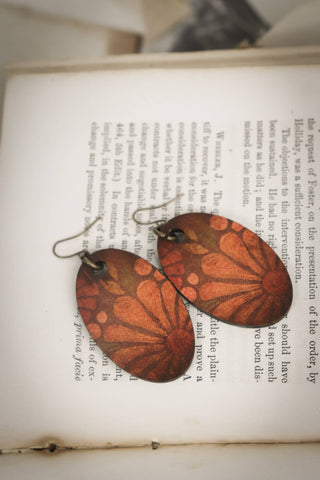Flora Small Oval Earrings